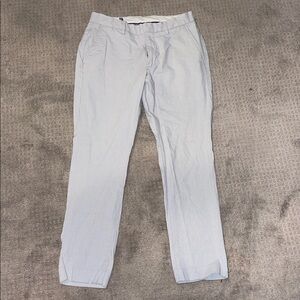 Old Navy Men's Light Gray Chinos